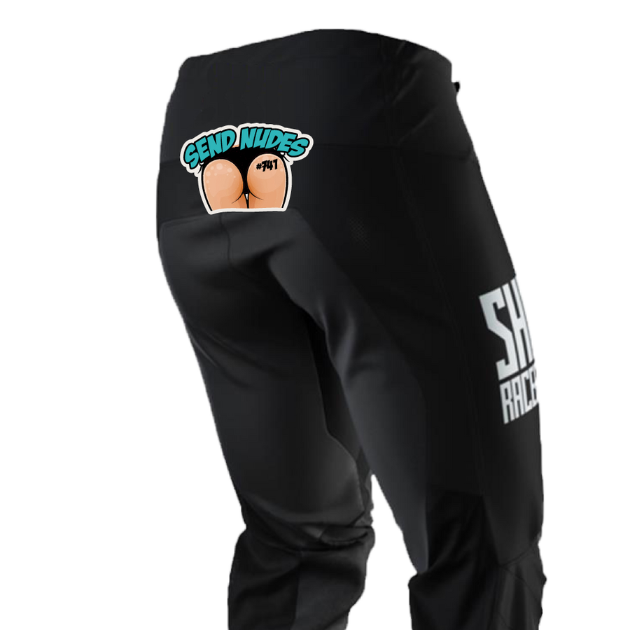 Buttpatch "SEND NUDES LAMSFUSS"